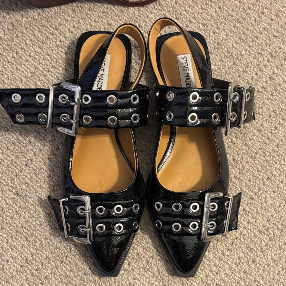 Steve Madden Flats
